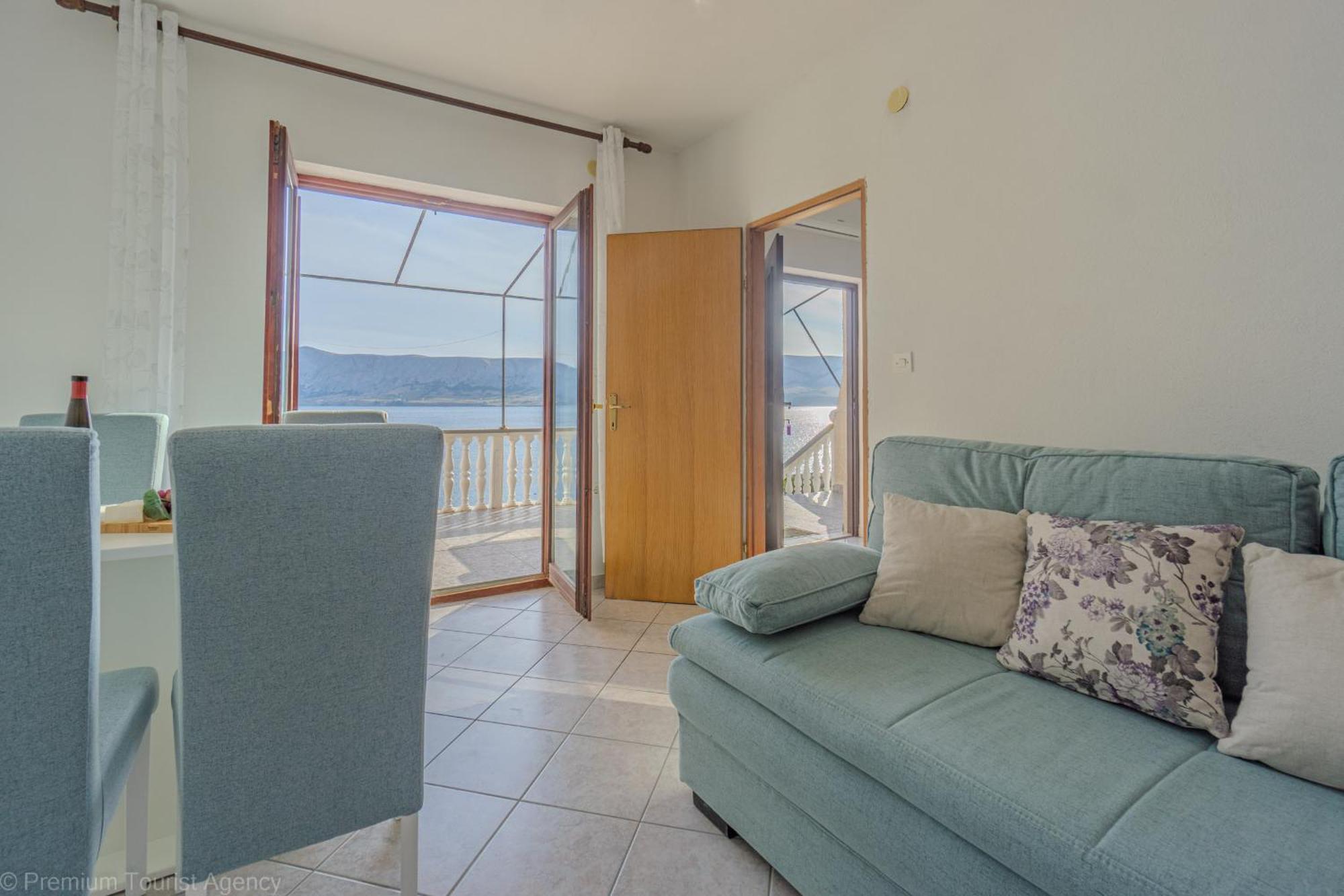 Апартаменты Bepic Quiet Location On A Beautiful Bay Метайна Экстерьер фото